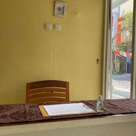 Rama Shinta Homestay Near Gembira Loka Zoo Redpartner Yogyakarta Exterior photo